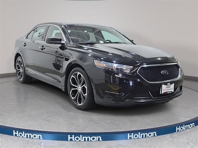 Photo of 2017 Shadow Black Ford Taurus