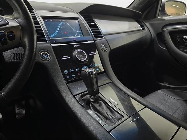 Photo of 2017 Shadow Black Ford Taurus
