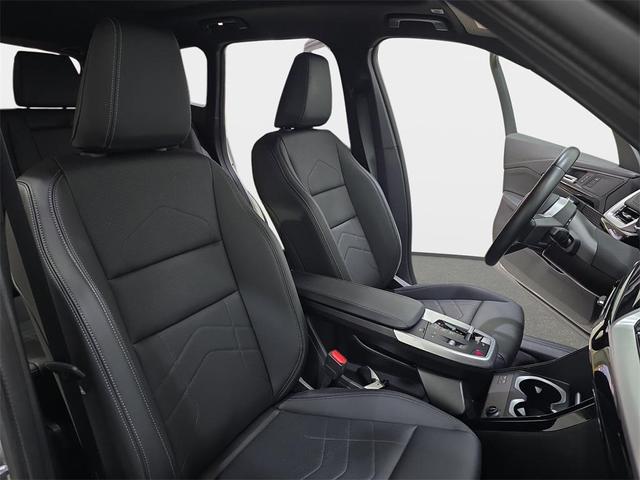 Photo of 2024 Space Silver BMW X1