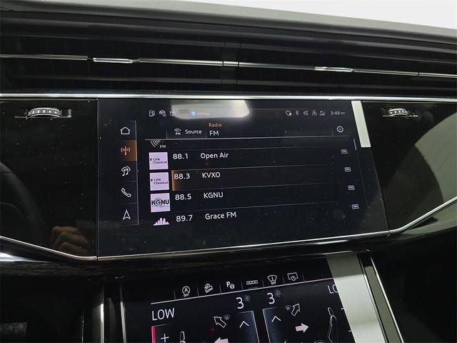 Photo of 2025 Samurai Gray Metallic Audi Q8