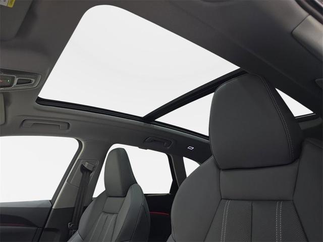 Photo of 2025 Mythos Black Metallic Audi Q5