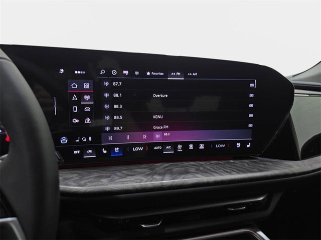 Photo of 2025 Mythos Black Metallic Audi Q5