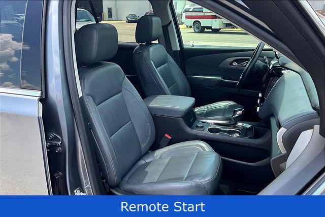 Photo of 2021 Satin Steel Metallic Chevrolet Traverse