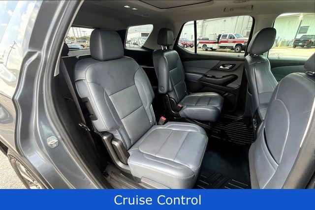 Photo of 2021 Satin Steel Metallic Chevrolet Traverse