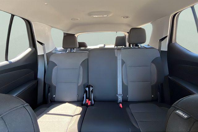 Photo of 2020 Summit White Chevrolet Traverse