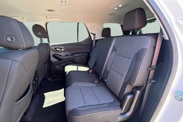 Photo of 2020 Summit White Chevrolet Traverse
