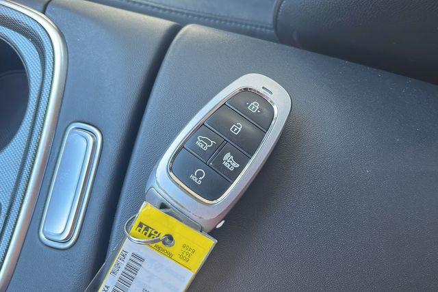 Photo of 2021 Twilight Black Hyundai SANTA FE