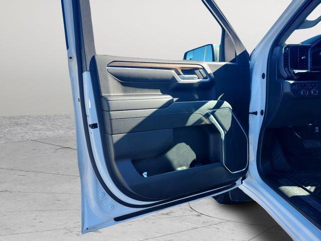 Photo of 2022 Summit White Chevrolet Silverado 1500