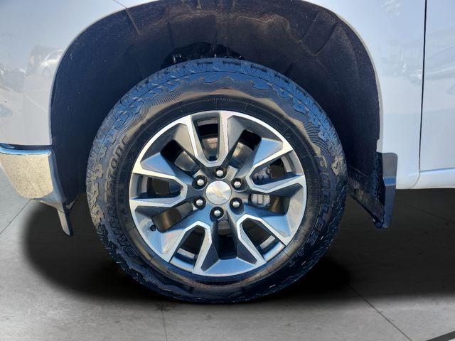 Photo of 2022 Summit White Chevrolet Silverado 1500