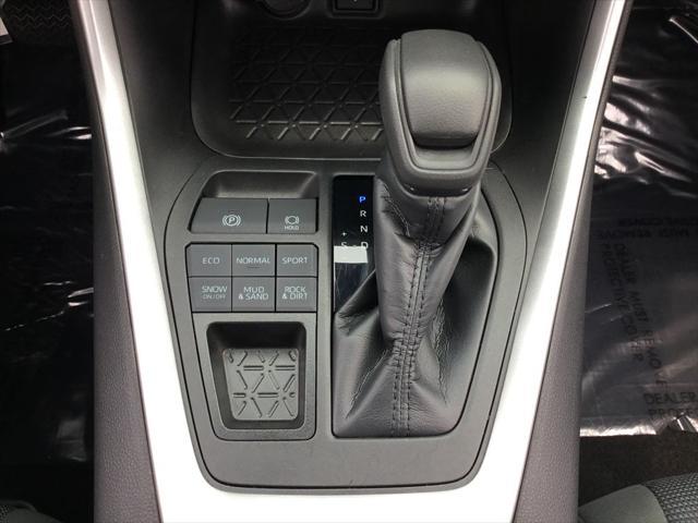 Photo of 2022 Silver Sky Metallic Toyota RAV4
