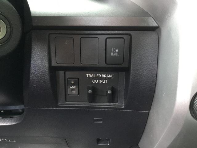 Photo of 2021 Midnight Black Metallic Toyota Tundra