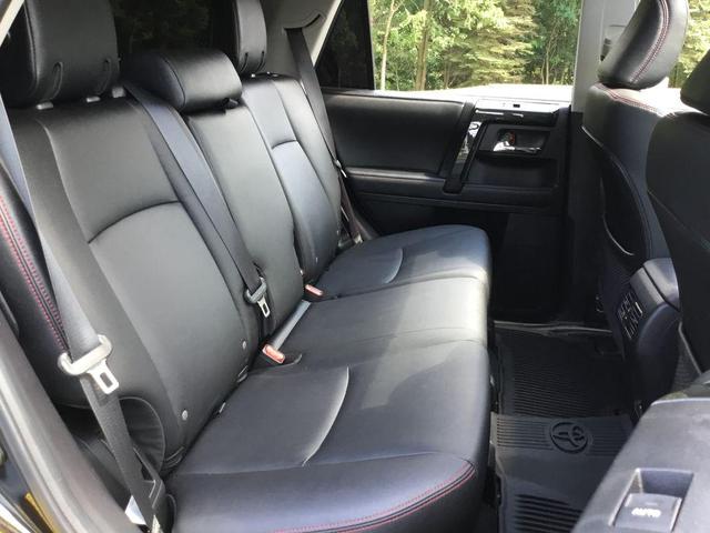 Photo of 2020 Midnight Black Metallic Toyota 4Runner