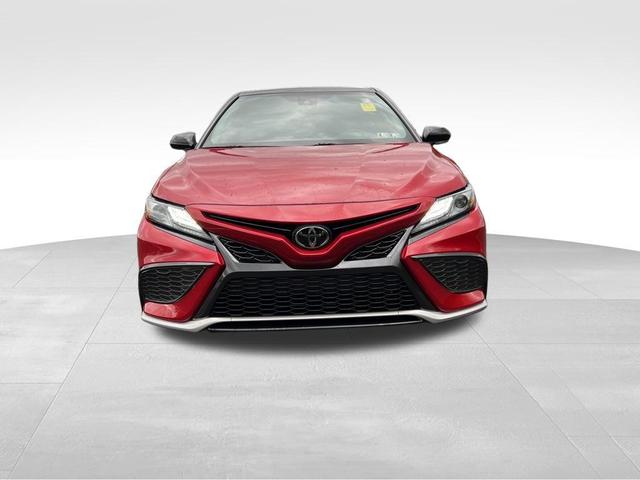 Photo of 2022 Supersonic Red/Midnight Black Metallic Toyota Camry