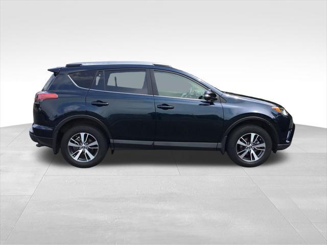 Photo of 2018 Galactic Aqua Mica Toyota RAV4