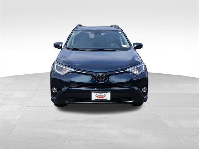 Photo of 2018 Galactic Aqua Mica Toyota RAV4