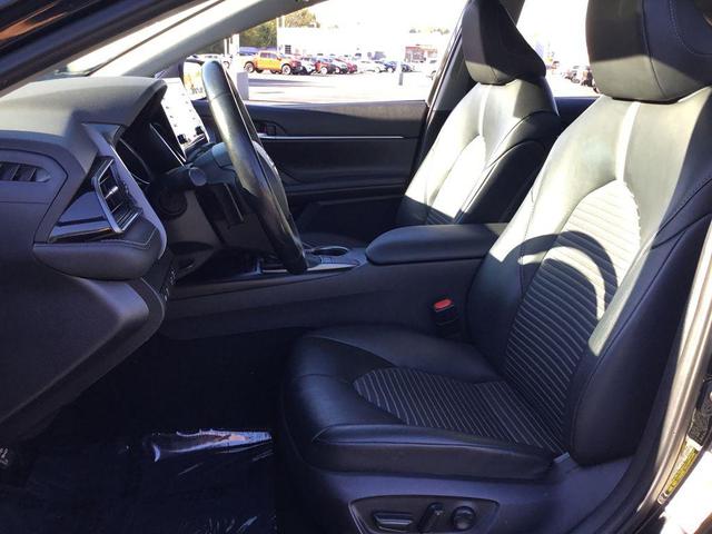 Photo of 2023 Midnight Black Metallic Toyota Camry