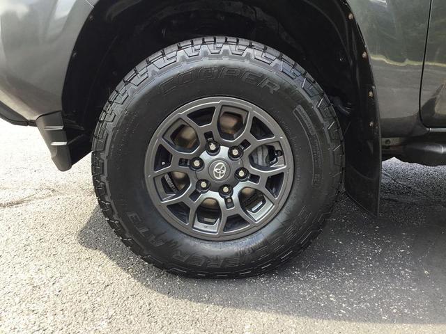 Photo of 2021 Magnetic Gray Metallic Toyota Tacoma
