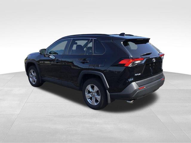Photo of 2022 Midnight Black Metallic Toyota RAV4