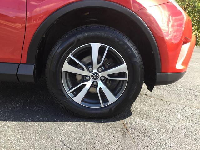Photo of 2016 Barcelona Red Metallic Toyota RAV4