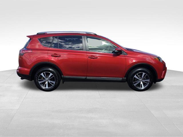 Photo of 2016 Barcelona Red Metallic Toyota RAV4