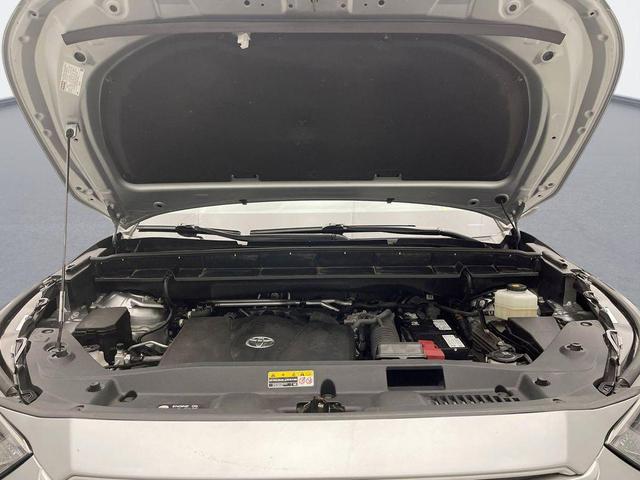 Photo of 2022 Celestial Silver Metallic Toyota Highlander