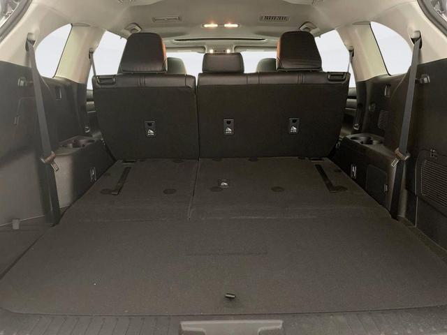 Photo of 2022 Celestial Silver Metallic Toyota Highlander