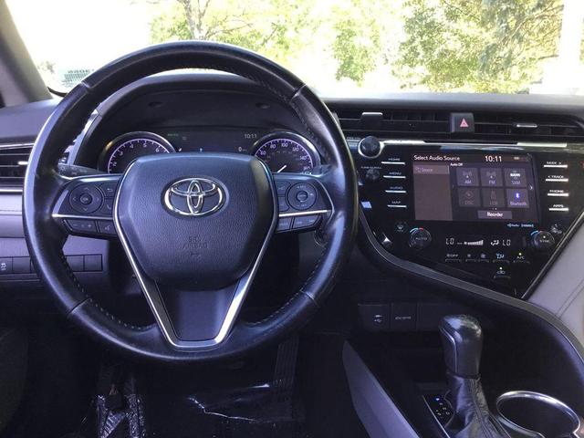 Photo of 2019 Midnight Black Metallic Toyota Camry