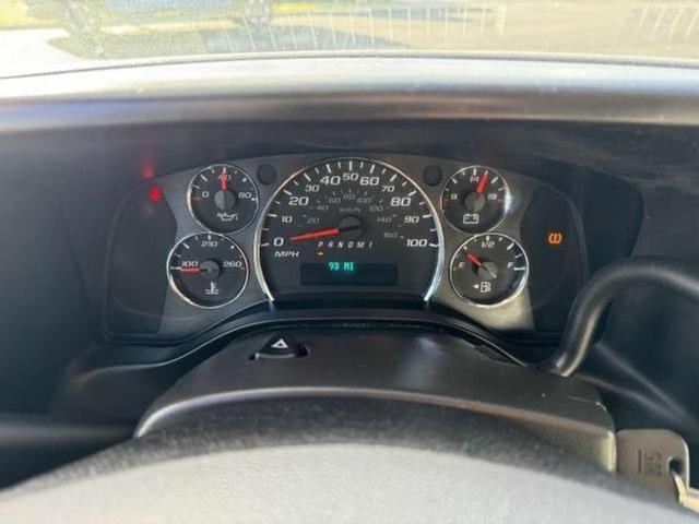 Photo of 2018 Summit White Chevrolet Express 2500