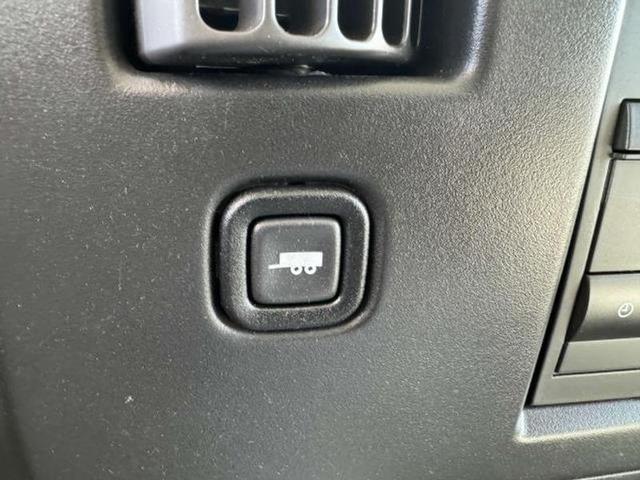 Photo of 2018 Summit White Chevrolet Express 2500