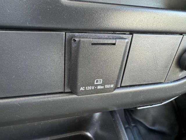 Photo of 2018 Summit White Chevrolet Express 2500