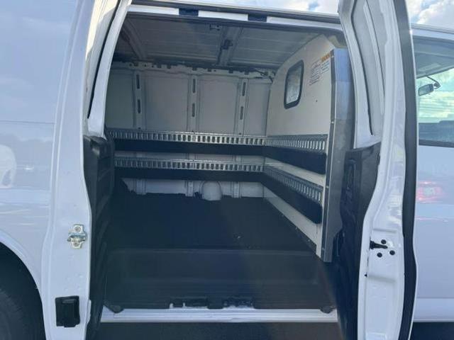 Photo of 2018 Summit White Chevrolet Express 2500