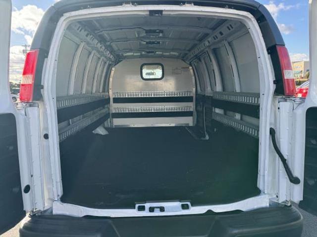 Photo of 2018 Summit White Chevrolet Express 2500