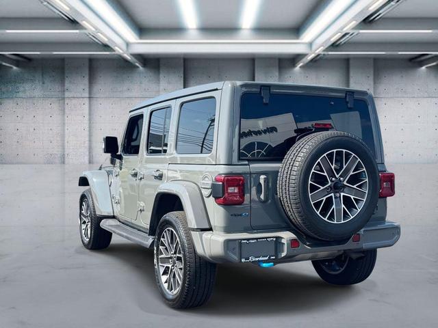 Photo of 2022 Sting Gray Clearcoat Jeep Wrangler Unlimited 4xe