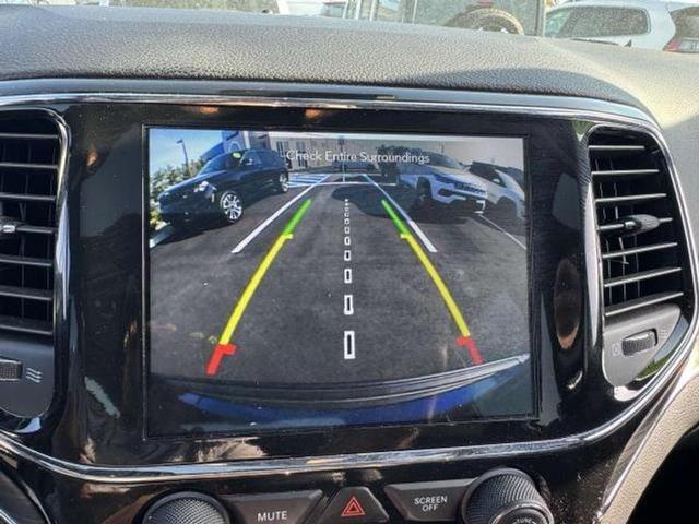 Photo of 2021 Slate Blue Pearlcoat Jeep Grand Cherokee