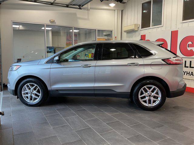 Photo of 2024 Silver Ford Edge