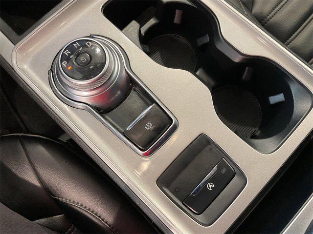 Photo of 2024 Silver Ford Edge