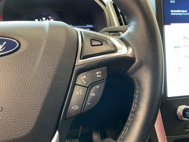 Photo of 2024 Silver Ford Edge
