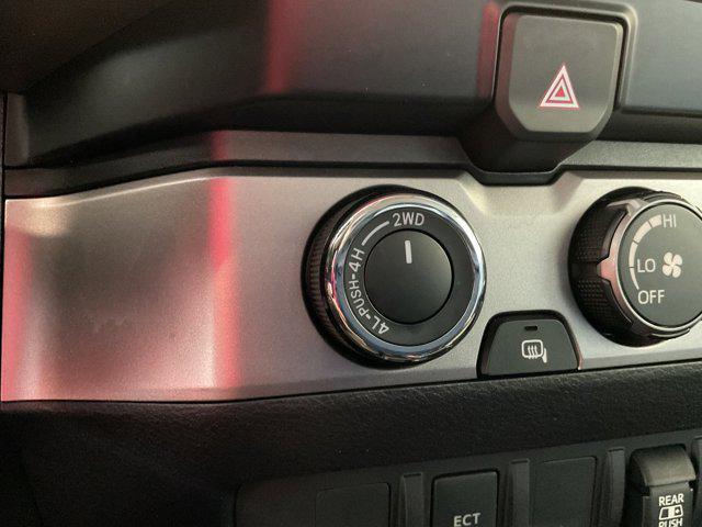Photo of 2020 White Toyota Tacoma
