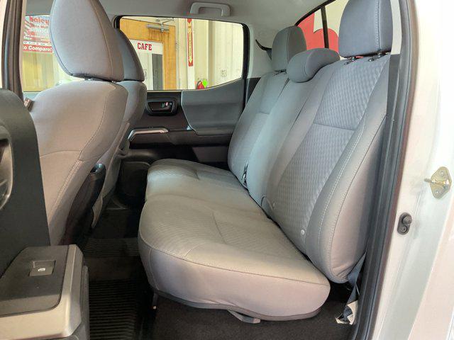 Photo of 2020 White Toyota Tacoma