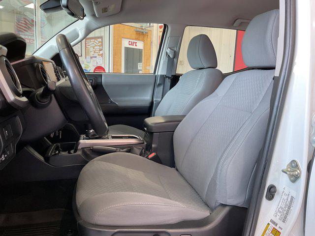 Photo of 2020 White Toyota Tacoma