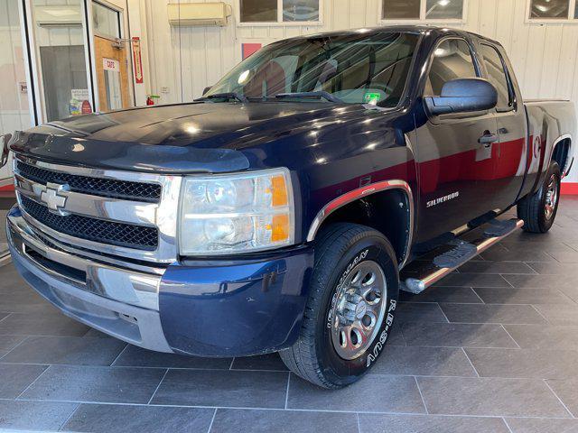 Photo of 2010 Imperial Blue Metallic Chevrolet Silverado 1500