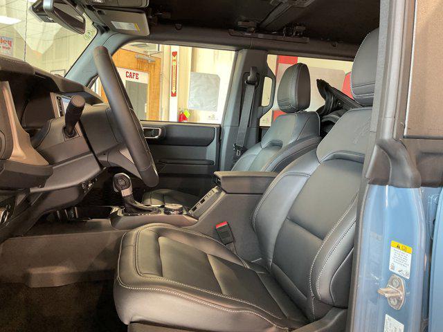 Photo of 2025 Azure Gray Metallic Tri-Coat Ford Bronco
