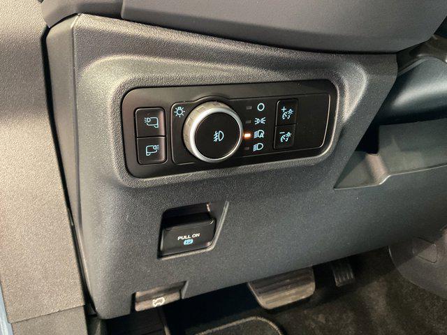 Photo of 2025 Azure Gray Metallic Tri-Coat Ford Bronco