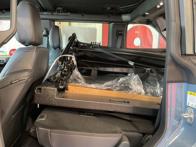 Photo of 2025 Azure Gray Metallic Tri-Coat Ford Bronco