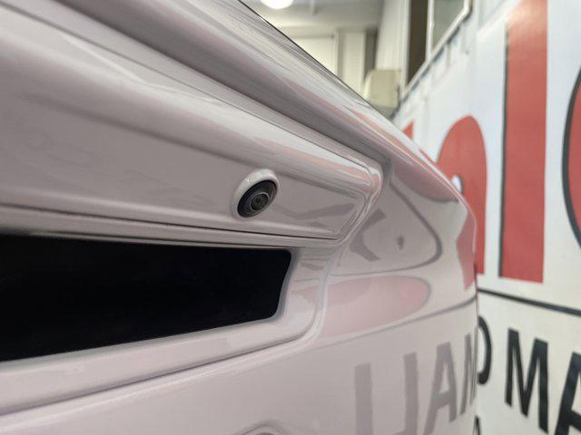 Photo of 2023 Bright White Clearcoat RAM 1500