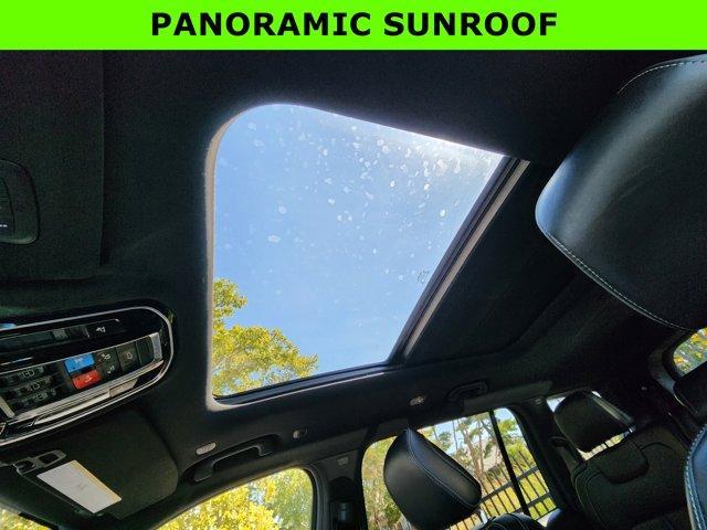 Photo of 2021 Velvet Red Pearlcoat Jeep Grand Cherokee L