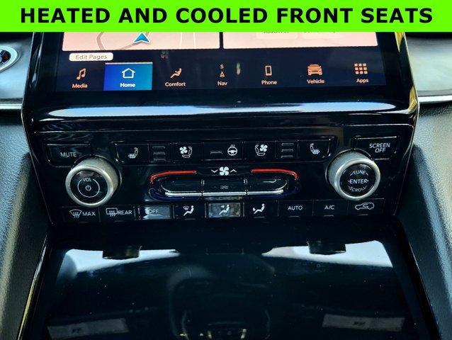 Photo of 2021 Velvet Red Pearlcoat Jeep Grand Cherokee L