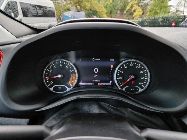 Photo of 2020 Alpine White Clearcoat Jeep Renegade