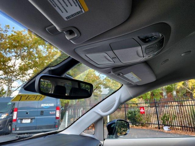 Photo of 2024 Diamond Black Chrysler Pacifica