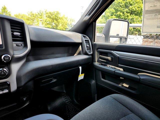 Photo of 2024 Diamond Black RAM 2500